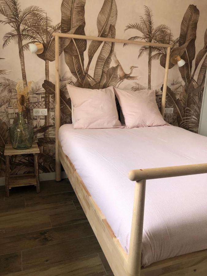 Face A La Mer, Bel Appartement 圣纳泽尔 外观 照片