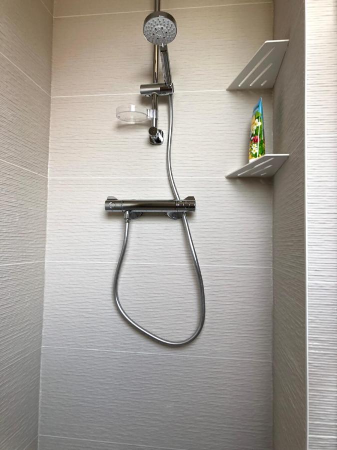 Face A La Mer, Bel Appartement 圣纳泽尔 外观 照片